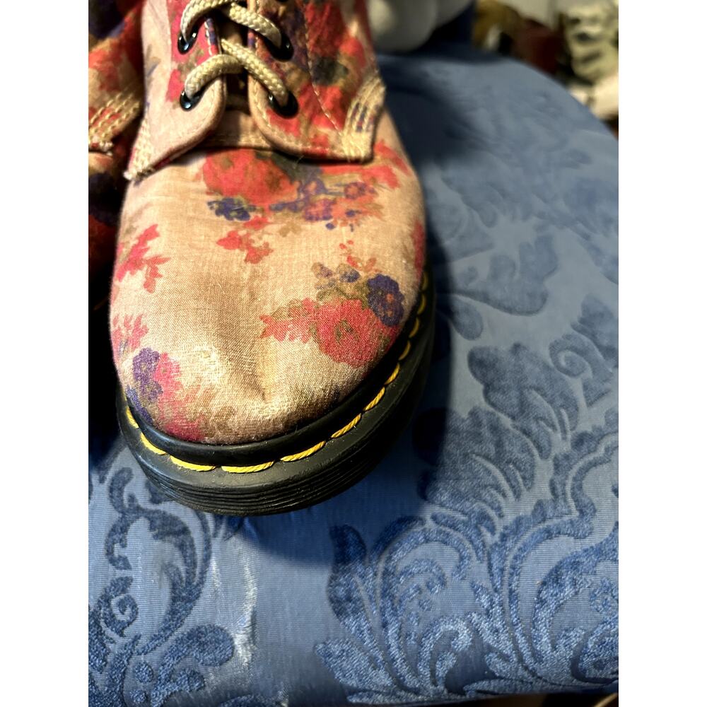 Dr Martens Castel Floral Cream and Pink size 8/EU 39 - Picture 4 of 8